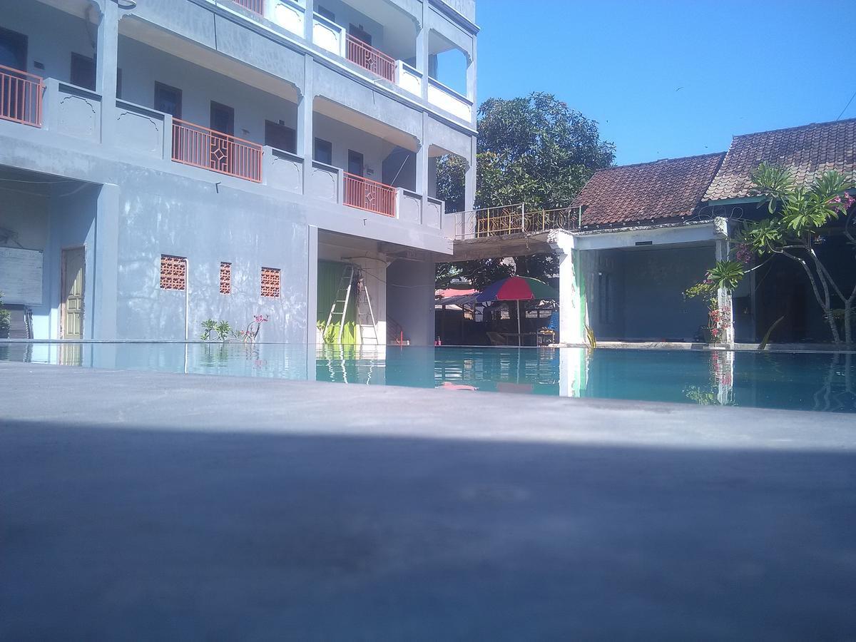 Ridho Malik Hotel Bumbang Exterior photo