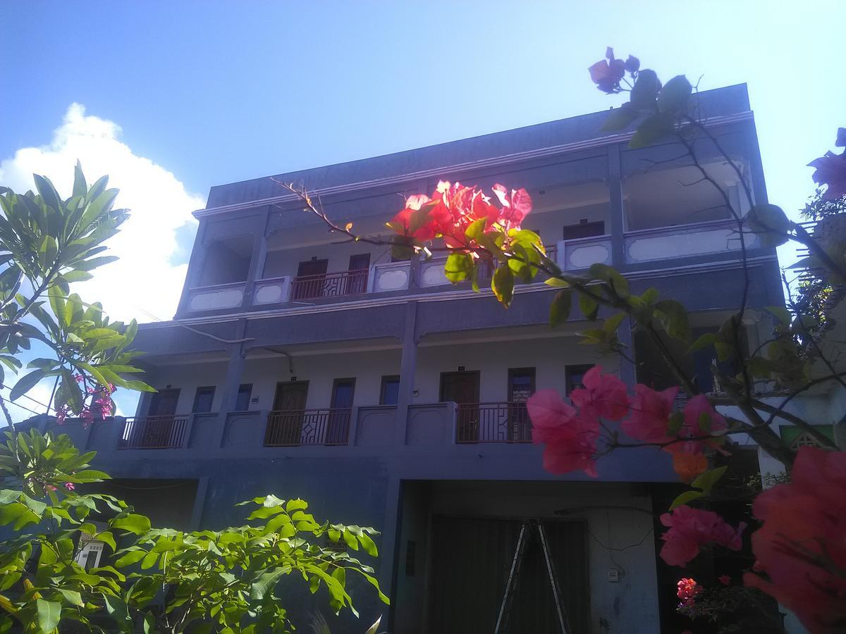 Ridho Malik Hotel Bumbang Exterior photo
