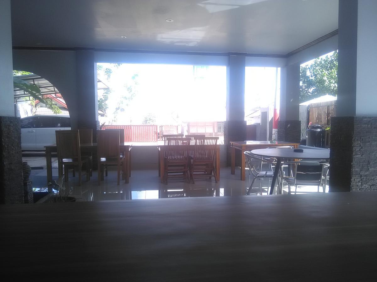 Ridho Malik Hotel Bumbang Exterior photo
